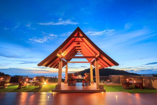 Sizzle Rooftop Restaurant